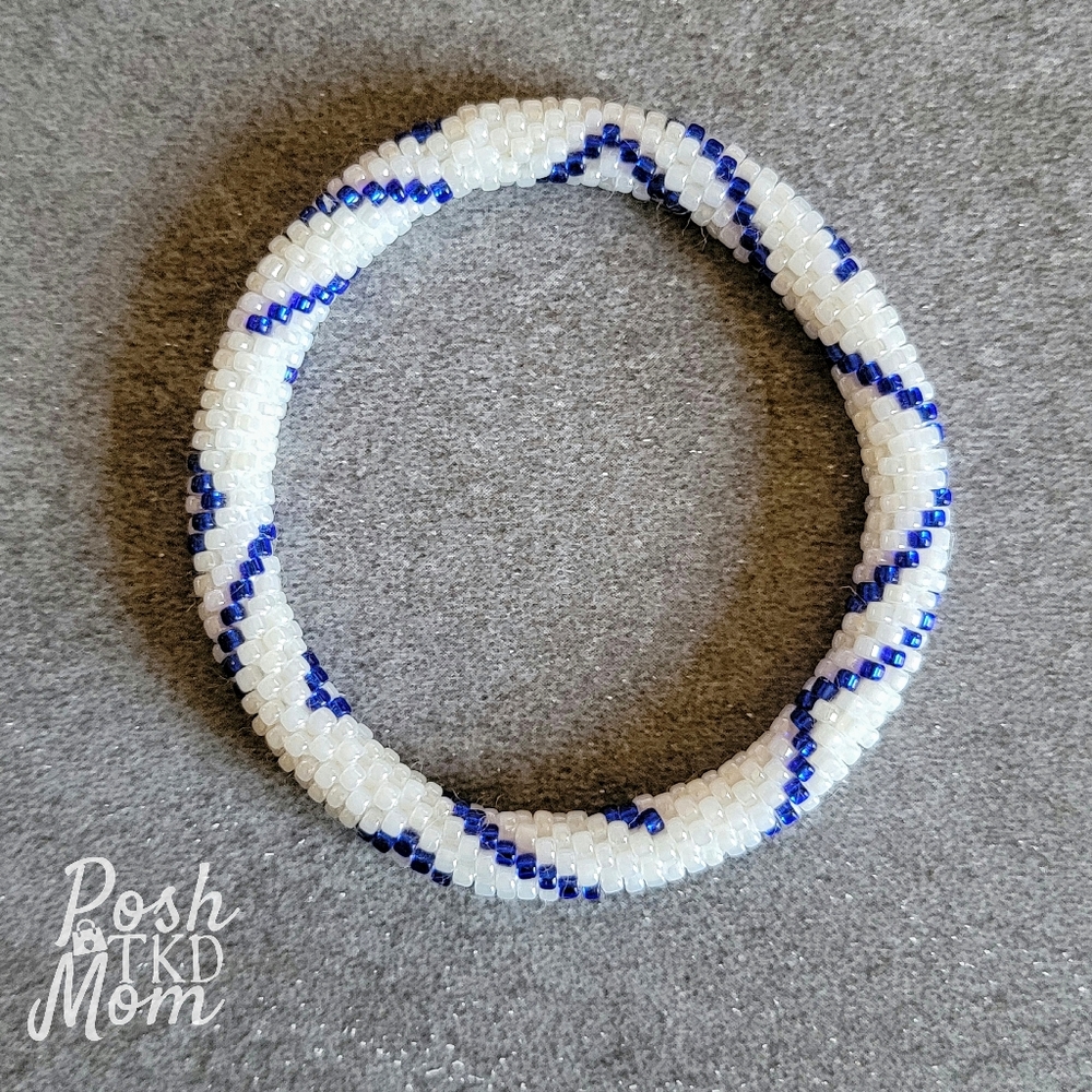 Glass Bead Bracelet (White/Blue) - NWOT
